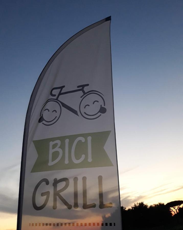 Bici Grill Decimo Miglio Aeroporto Ciampino Francigena Country House Екстериор снимка